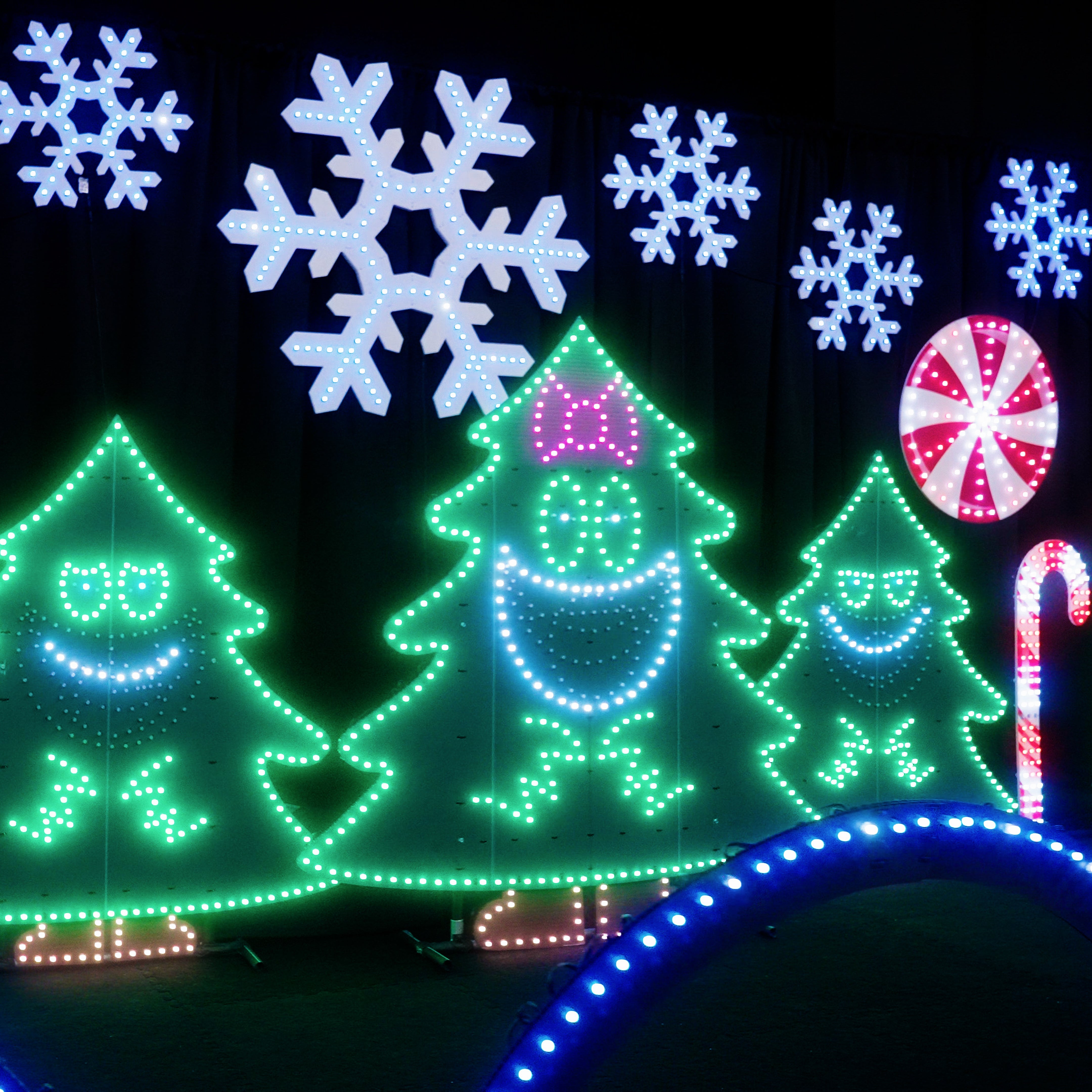 magicallightshows.com