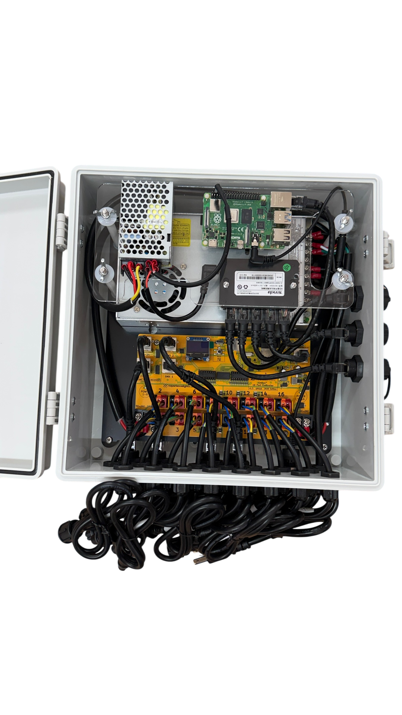 MLS ShowRunner™ 16 - Pixel Controller – 16 Port Controller with Raspberry Pi & 600W Meanwell Power Supply